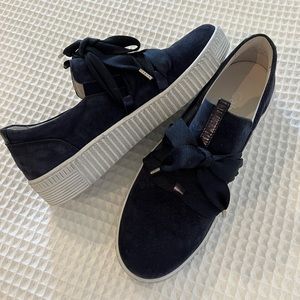 Navy blue suede Gabor sneakers